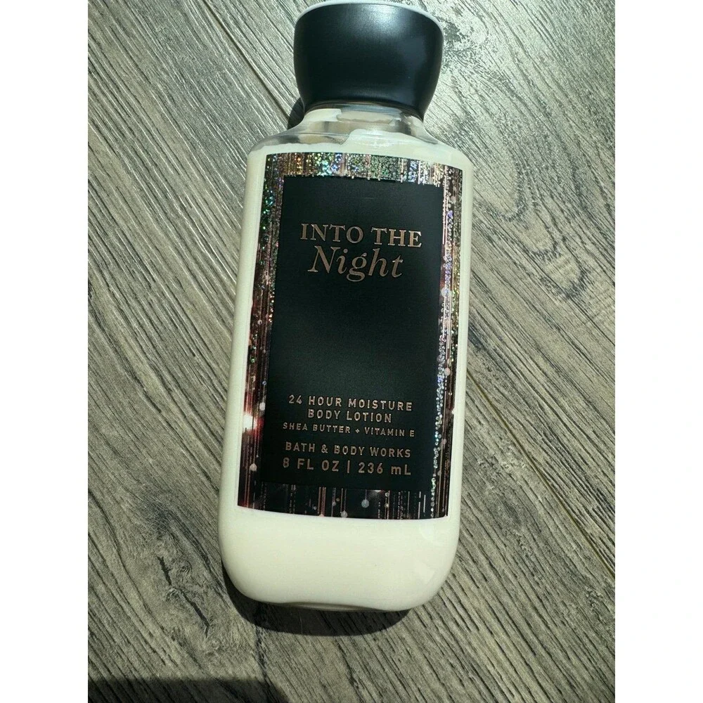 Bath & Body Works Into the Night Lotion 8 Ounce Full Size